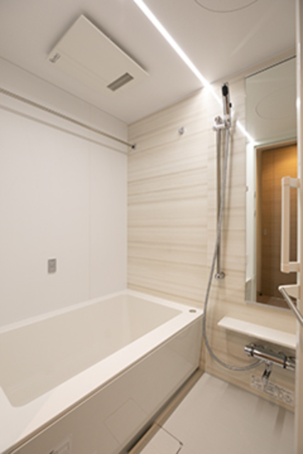 バス・シャワールーム　※写真は同タイプ住戸です。