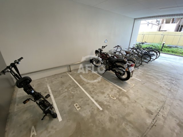 駐車場　プレサンス大阪天満リバーシア　駐輪場