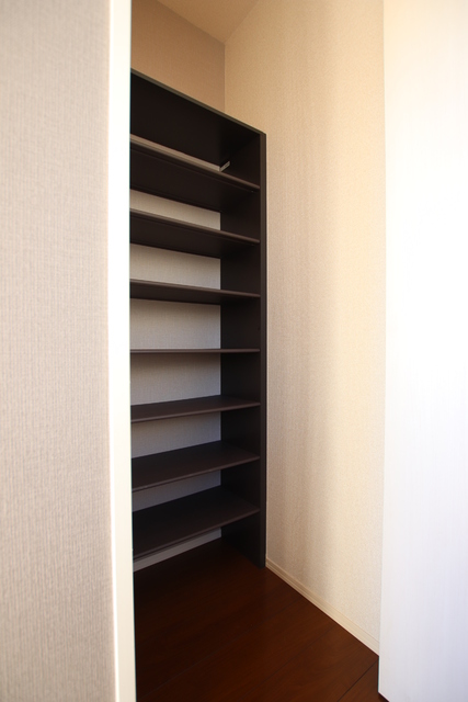 玄関　シューズボックス