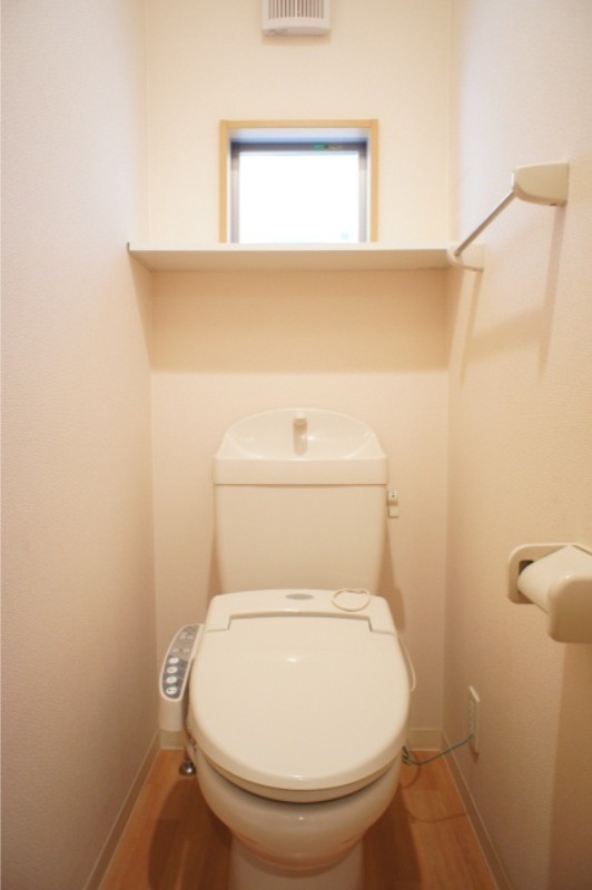 トイレ　図面と現状に相違がある場合には現状を優先