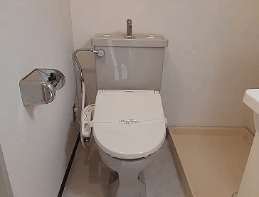 トイレ　別部屋参照