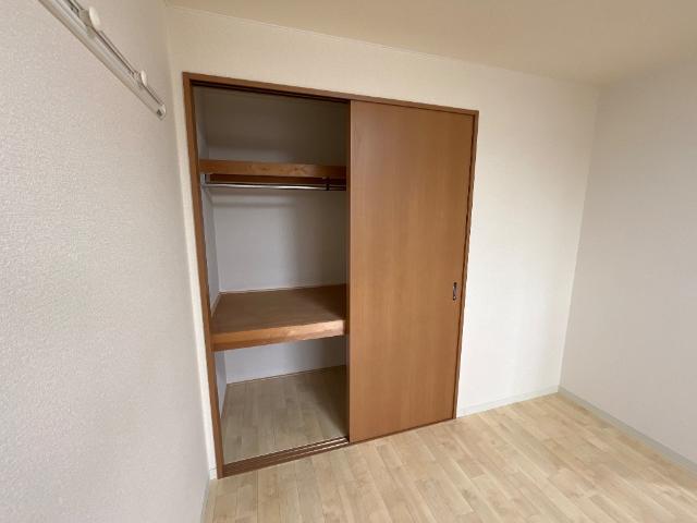 収納　洋室南　収納