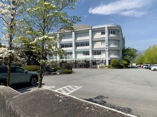 高校・高専　韮崎工業高校（高校・高専）まで4163m