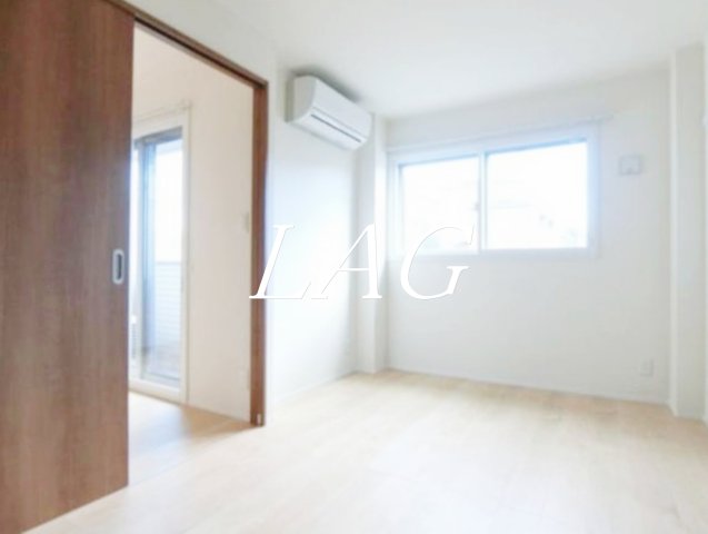 居室・リビング　洋室のお部屋です。