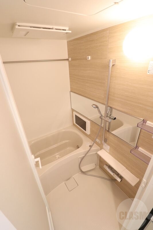 バス・シャワールーム　浴室乾燥機付き