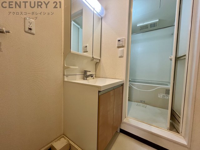 洗面設備　独立洗面化粧台付きでおすすめです！