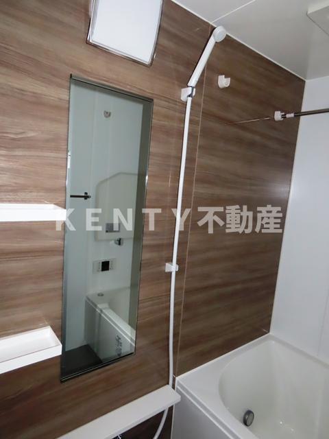 バス・シャワールーム　ゆったり過ごせるお風呂です