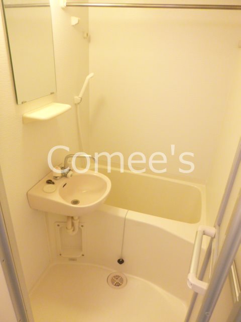 バス・シャワールーム　バスルーム