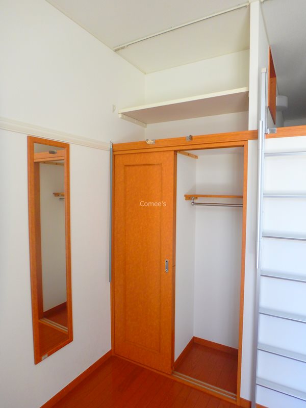収納　クローゼット