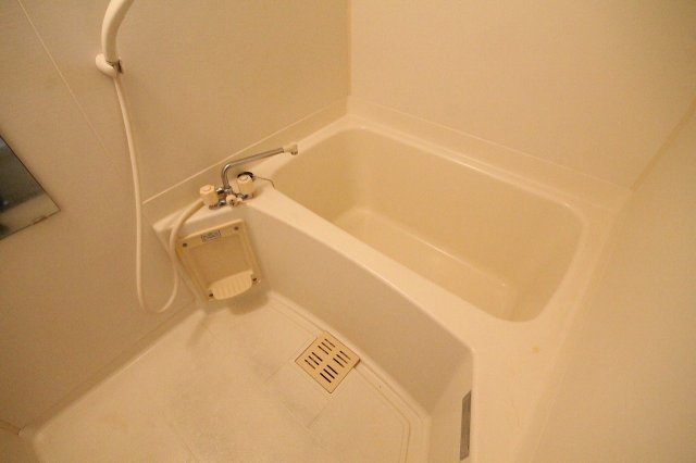 バス・シャワールーム　※写真は類似です