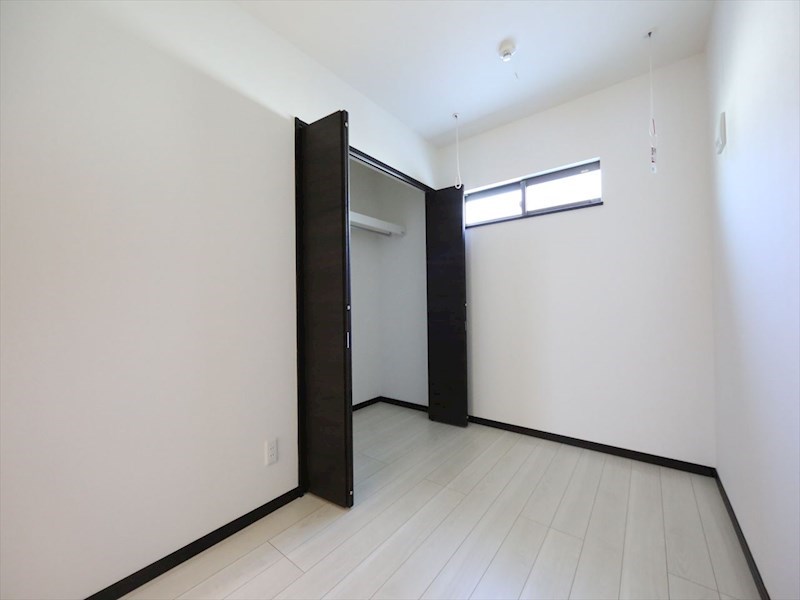 その他部屋・スペース　洋室4.2帖　クローゼット（収納充実してます）