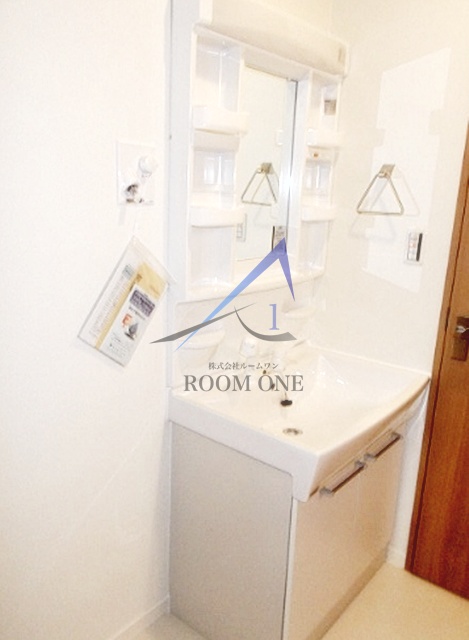 洗面設備　洗面台です。