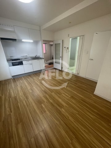 居室・リビング　協和産業ビル　リビング