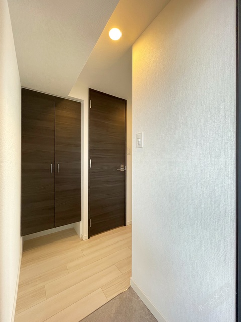 玄関　天井高シューズクローゼット付き♪