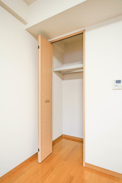 収納　同じ建物の別のお部屋