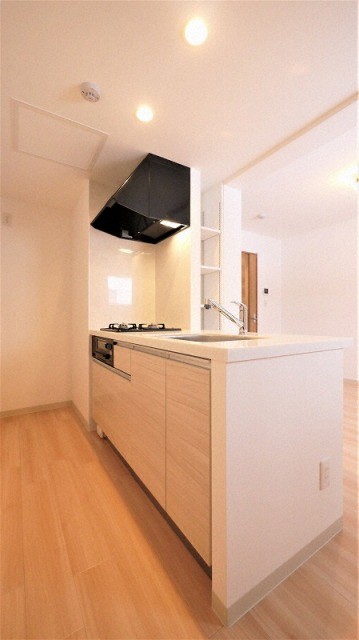 キッチン　広いキッチンスペースで料理が楽しくなります♪