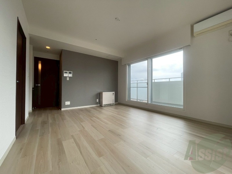 居室・リビング　明るいお部屋は気持ちよく過ごせそうですね。