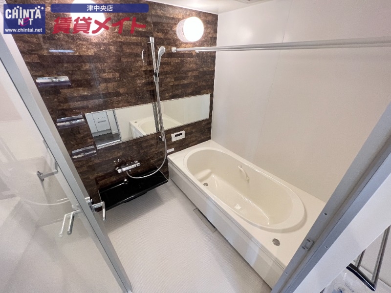 バス・シャワールーム　別部屋画像参考