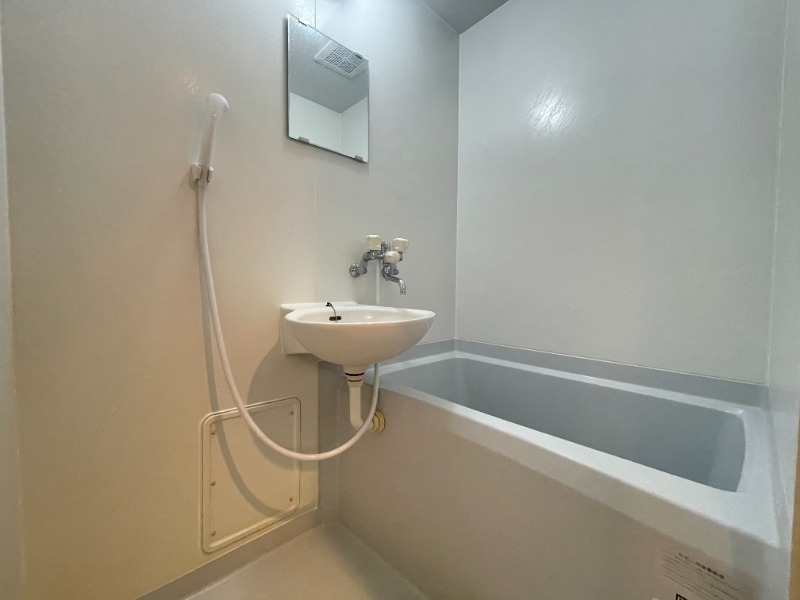 バス・シャワールーム　別号室イメージ