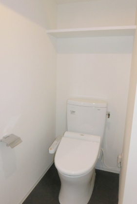 トイレ　グランヴァン大島