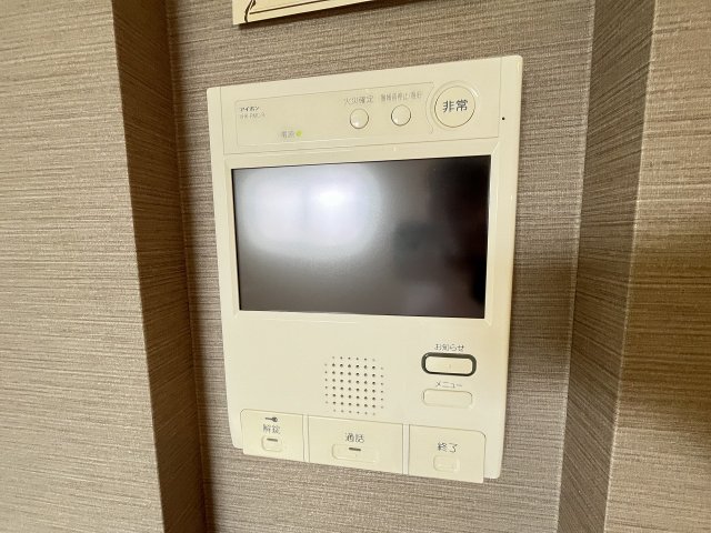 セキュリティ　TVモニター付きインターホンです
