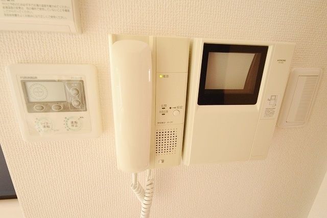 セキュリティ　★安心のモニタ付きインターホン★