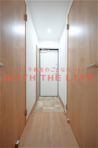 玄関　※同建築会社施工の別物件の写真※ ※現状優先※
