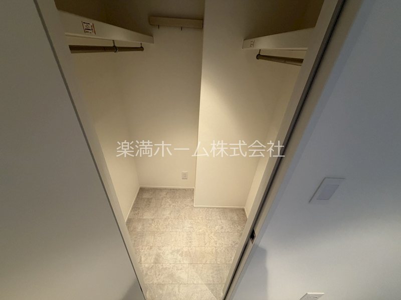 収納　ウォークインクローゼット♪