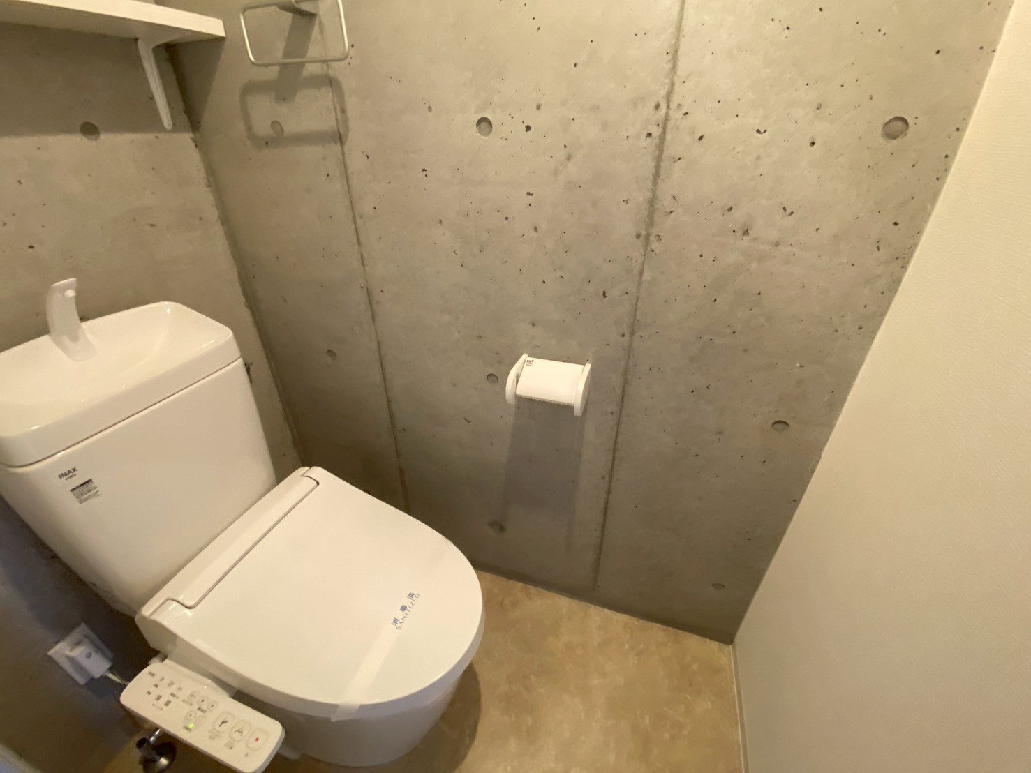 Veena弁天のトイレ写真