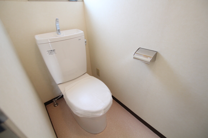 トイレ　同間取り参考写真