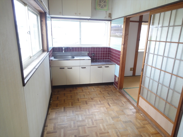 神田町貸家のキッチン写真