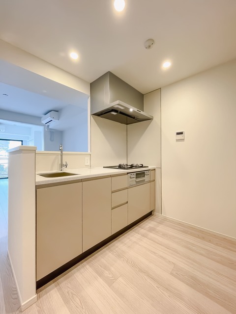 キッチン　※写真は同タイプ住戸です。