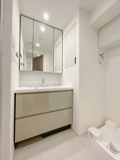 洗面設備　※写真は同タイプ住戸です。