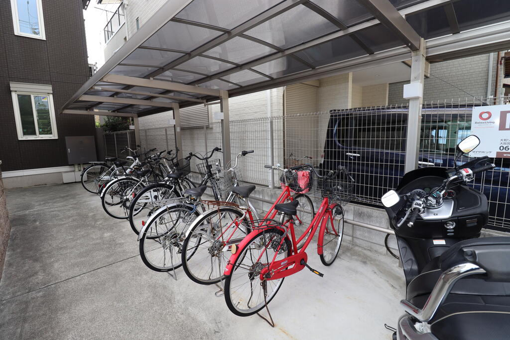 その他共有部分　駐輪場を撮影
