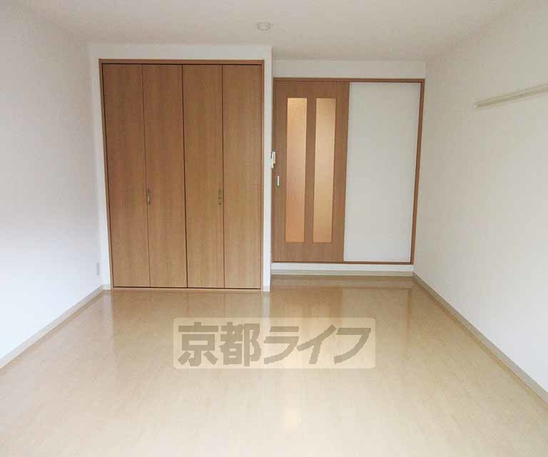 居室・リビング　広々としたお部屋です！
