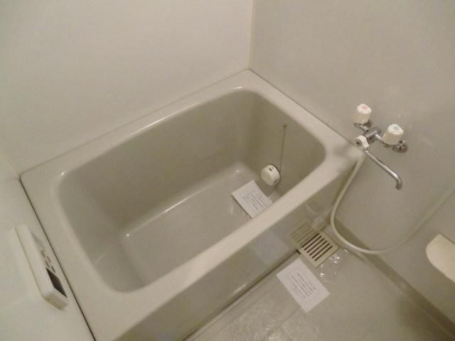 バス・シャワールーム　キレイな浴室です