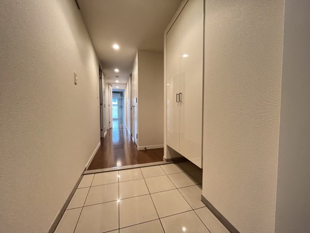 玄関　※別部屋参照