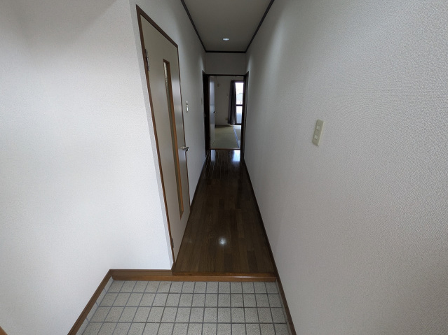 玄関　給湯