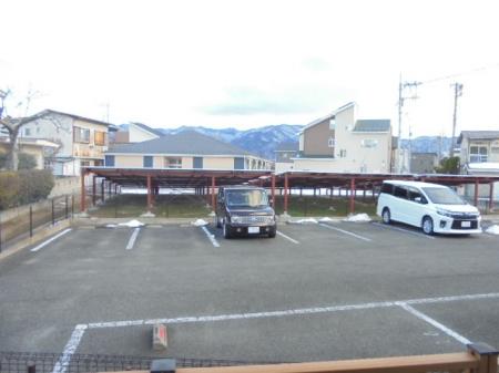駐車場　『エスポワールＮ』
