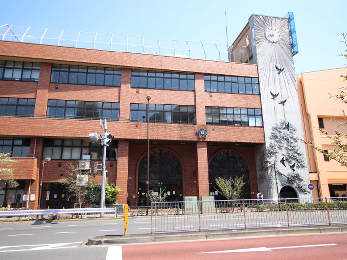 小学校　根岸小学校（小学校）まで253m
