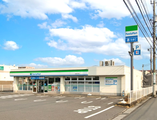コンビニ　ファミリーマート 沼津新沢田町店（コンビニ）まで193m