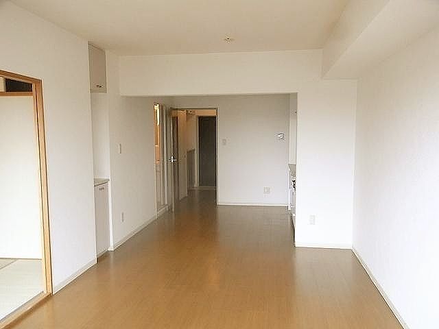 玄関　※他号室参考写真