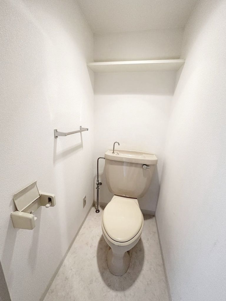 トイレ　※他号室参考写真