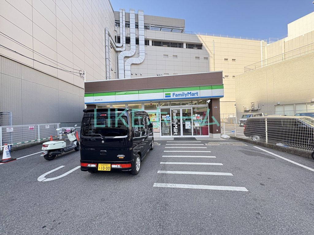 コンビニ　ファミリーマート 津田沼南口店（コンビニ）まで360m