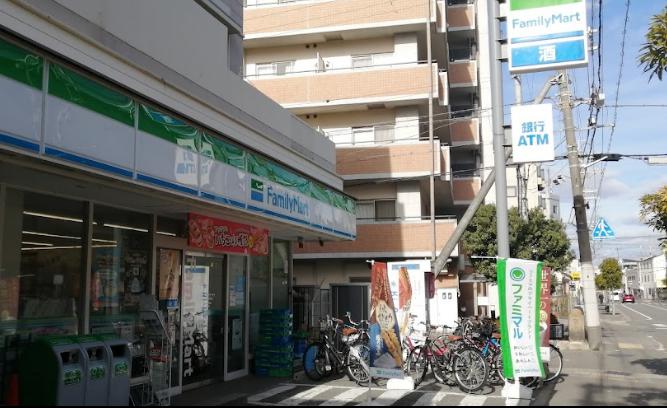 コンビニ　ファミリーマート 今津駅前店（コンビニ）まで273m