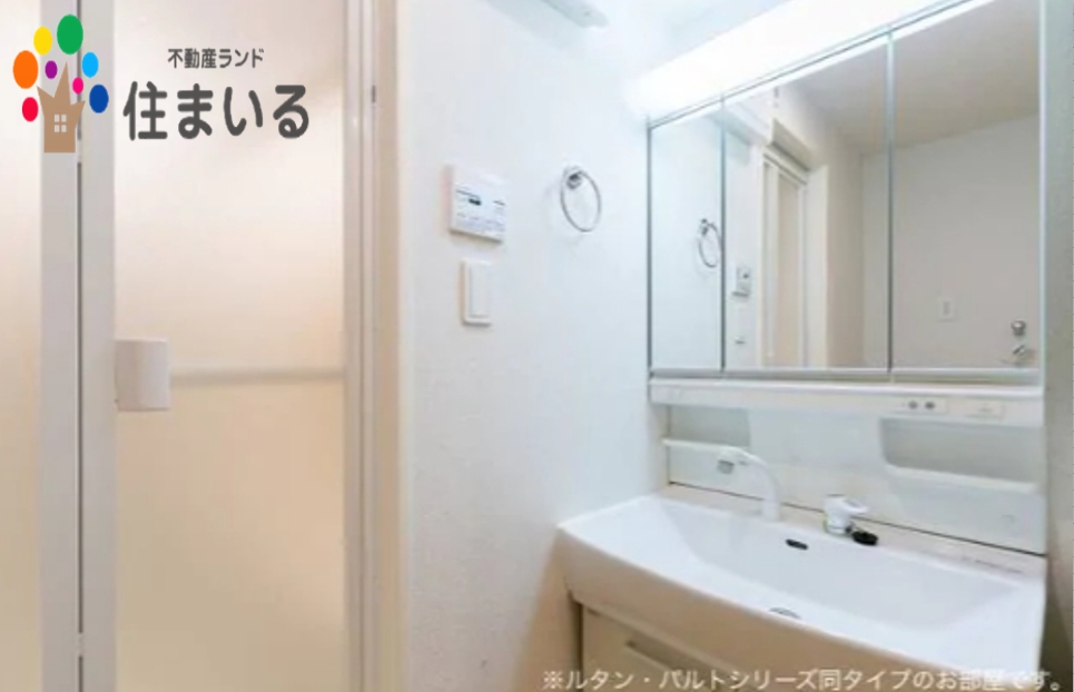 洗面設備　※写真は同型タイプとなります