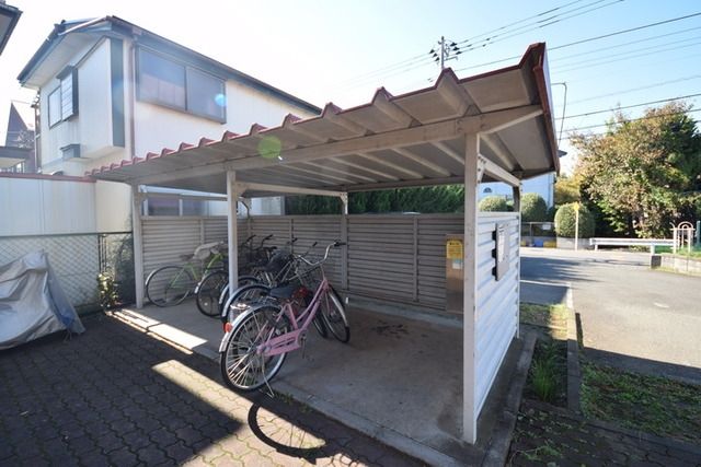その他共有部分　★屋根付き駐輪場★