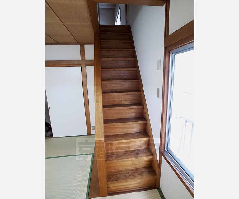 その他部屋・スペース　３階への階段です。