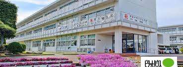 中学校　島田市立金谷中学校（中学校）まで1567m