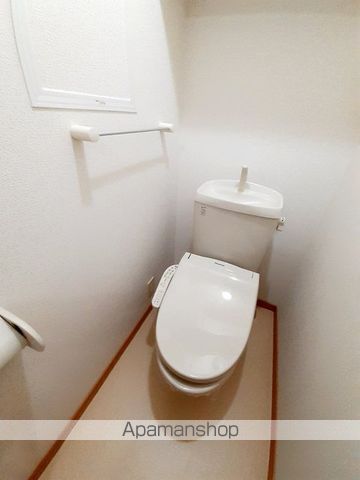 ＪＲ身延線 富士宮駅 バス乗車時間：13分 最寄りバス停で下車 徒歩5分 2階建 築20年のトイレ写真